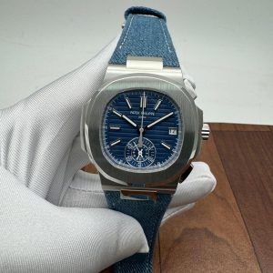 Patek Philippe Flyback Chronograph in White Gold Swiss Swiss Eta