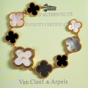 Van Cleef & Arpels Bracelet Watch Women Swiss Eta