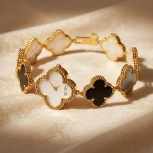 Van Cleef & Arpels Bracelet Watch Women Swiss Eta