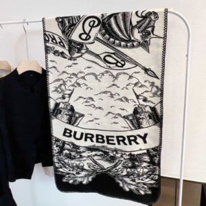 Burberry Stole with Black and White Graphic Print Featuring a Heraldic Design