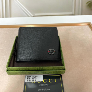 Gucci Black Leather Wallet with a Silver and Red Logo Emblem