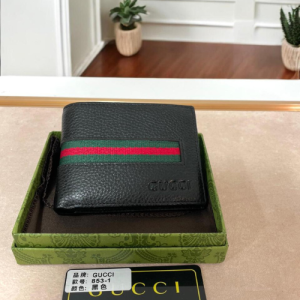 Gucci Black Leather Wallet with Green and Red Stripe Detail