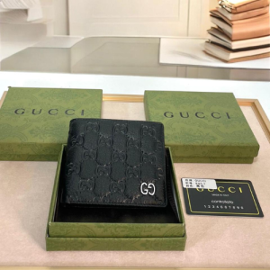 Gucci Black Leather Wallet with Embossed GG Pattern and a Silver GG Logo