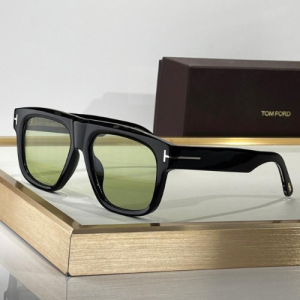 Tom Ford Rectangular Frame Sunglasses with Green Tinted Lenses