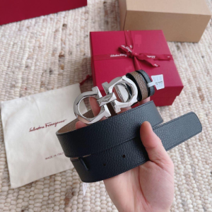 Salvatore Ferragamo Belt with a Black and Brown Design