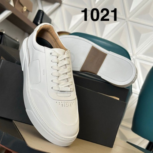 Boss Sneakers in all White