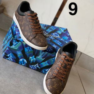 Louis Vuitton Sneakers with a Brown Checkered Pattern